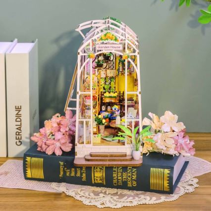 2Kids Toys - Minijatura vrtne kućice 2xAAA