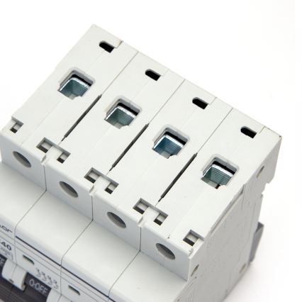 Aigostar - Automatski osigurač 4-fazni 4P-25A-C 400V