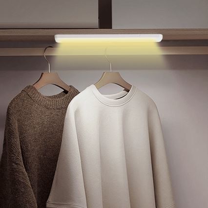 Aigostar - LED osvetljenje ormara sa senzorom pokreta LED/1,5W/3xAA 3000K