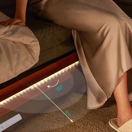 Aigostar - LED prigušiva traka sa senzorom 1m LED/2W/4xAAA 3000K IP65