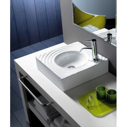 Bathco 0081 - Umivaonik za ugradnju na radnu ploču GOTA 45x45 cm porcelan/bela