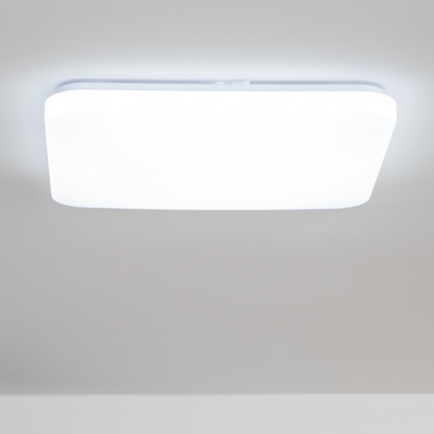 Brilagi - LED prigušiva stropna svetiljka SMART LED/24W/230V 43x43 cm 3000-6000K Wi-Fi Tuya Beacon + daljinski upravljač