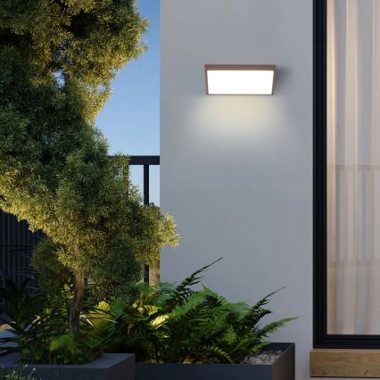 Brilagi - LED prigušiva spoljašnje zidno svetlo TRIANGLE 1xE27/6W/230V 2700-6500K IP65 braon