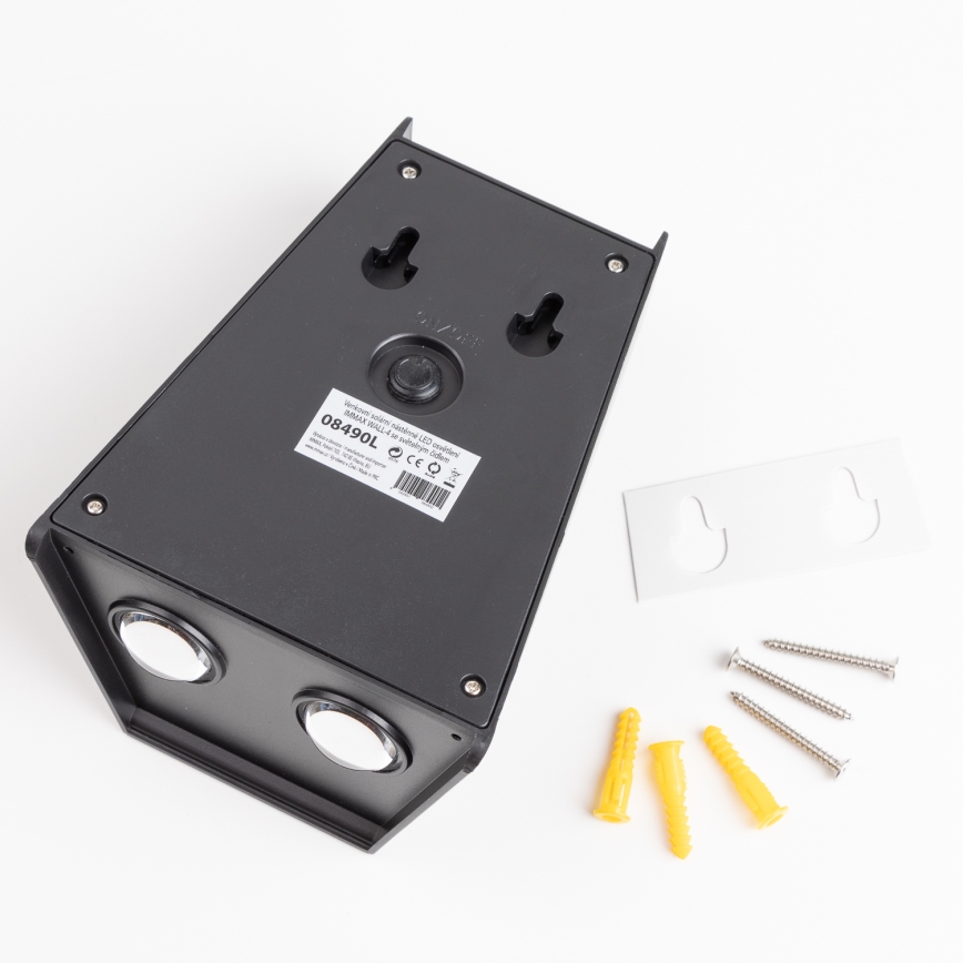 Brilagi - LED solarno zidno svetlo PYRAMID LED/2W/3,2V 1300 mAh IP54