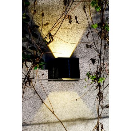Brilagi - LED solarno zidno svetlo SOLAR CUBE LED/2W/3,2V 1300 mAh IP54