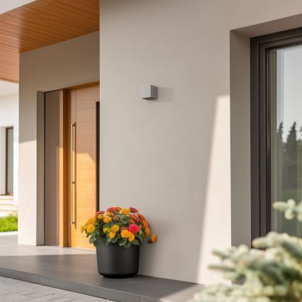 Brilagi - LED spoljašnja zidna svetiljka CUBE LED/6W/230V siva IP54