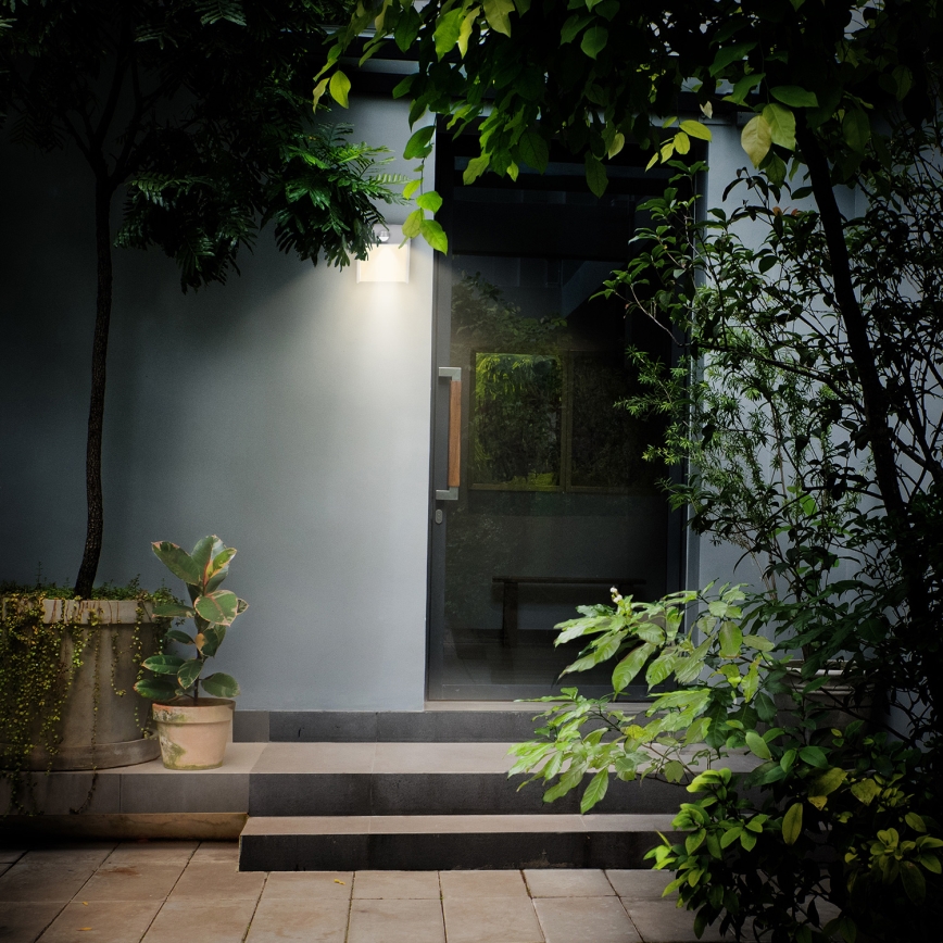 Brilagi - LED Spoljašnje zidno svetlo sa senzorom TERNI LED/12W/230V sivo IP44