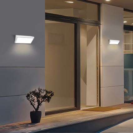 Brilagi - LED spoljašnje zidno svetlo TRIANGLE LED/20W/230V bela IP65