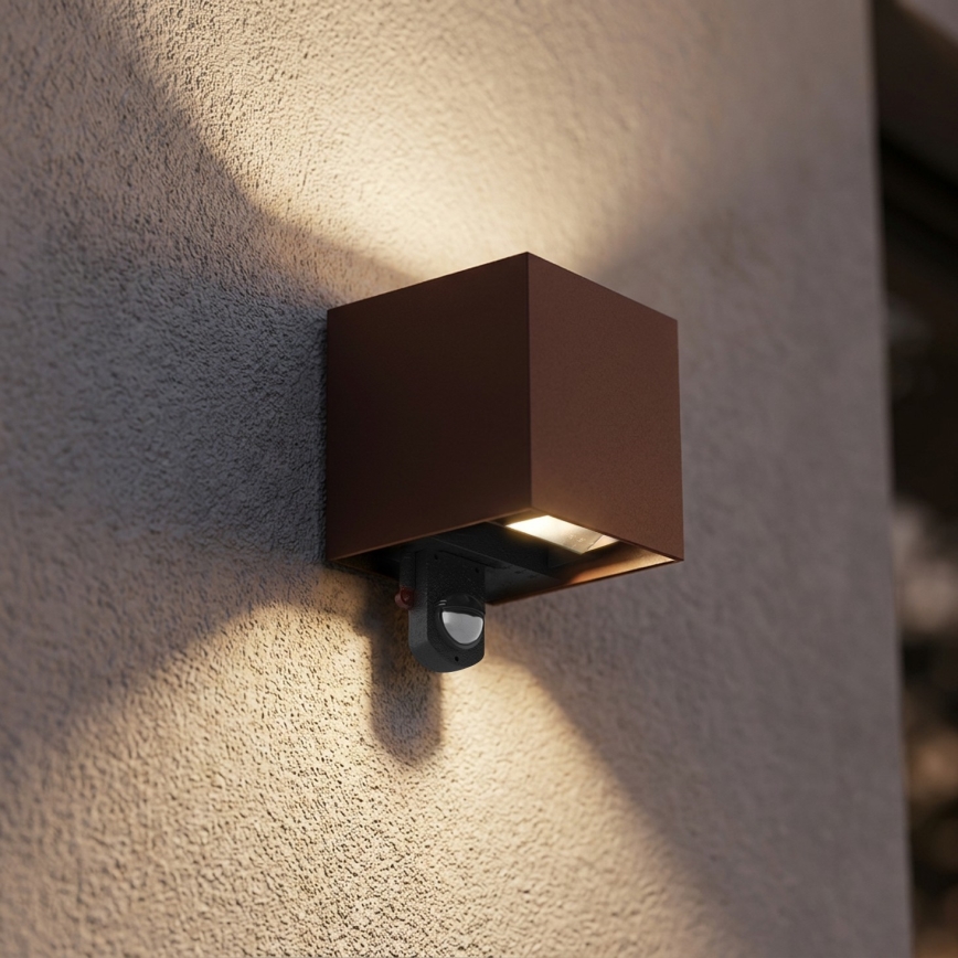 Brilagi - LED spoljno zidno svetlo sa senzorom CUBE LED/6W/230V braon IP65