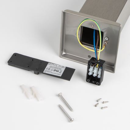 BRILAGI - Spoljašnja lampa sa 2 SCHUKO utičnice NOVA 1xE27/15W/230V 40 cm IP44 mat hrom
