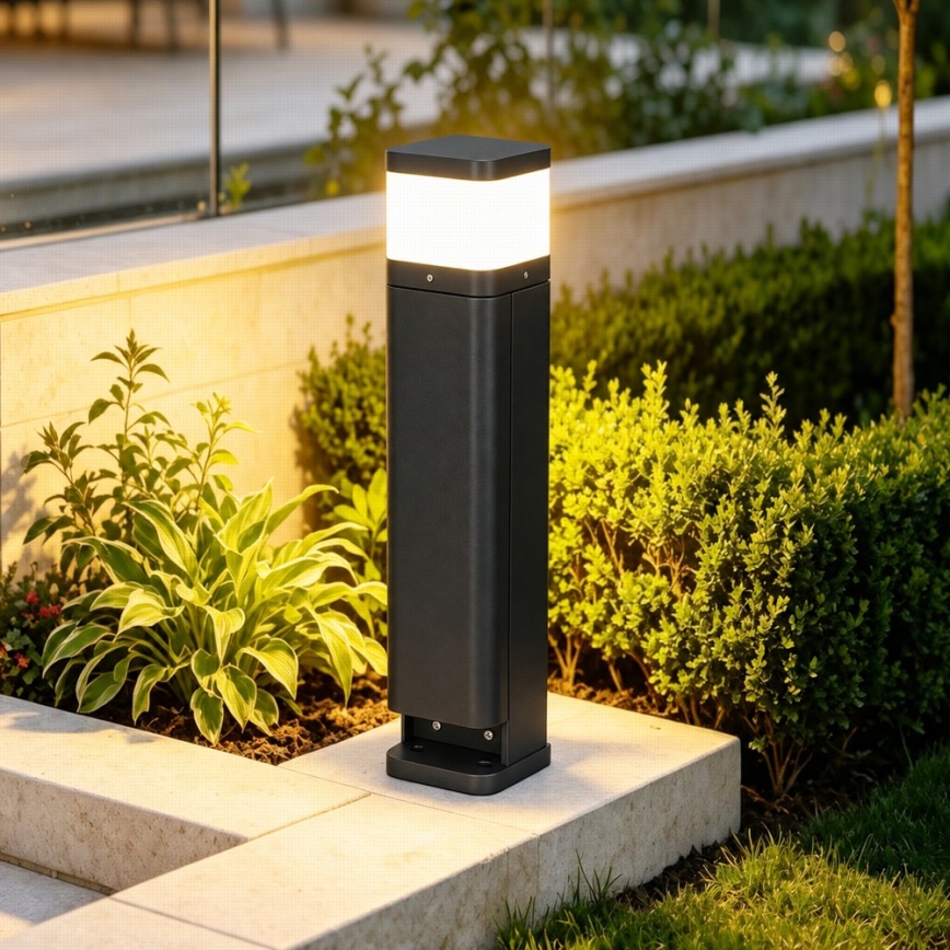 BRILAGI - Spoljašnja lampa sa 2 SCHUKO utičnice PILLAR 1xG9/11W/230V IP44 crna