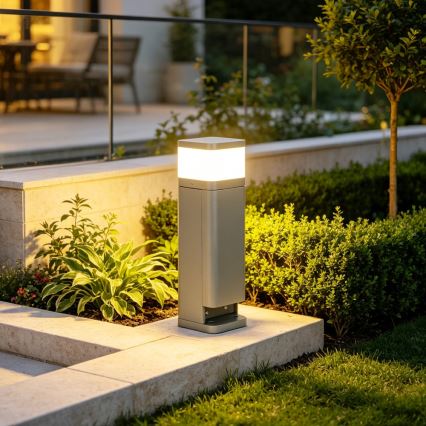 BRILAGI - Spoljašnja lampa sa 2 SCHUKO utičnice PILLAR 1xG9/11W/230V IP44 siva