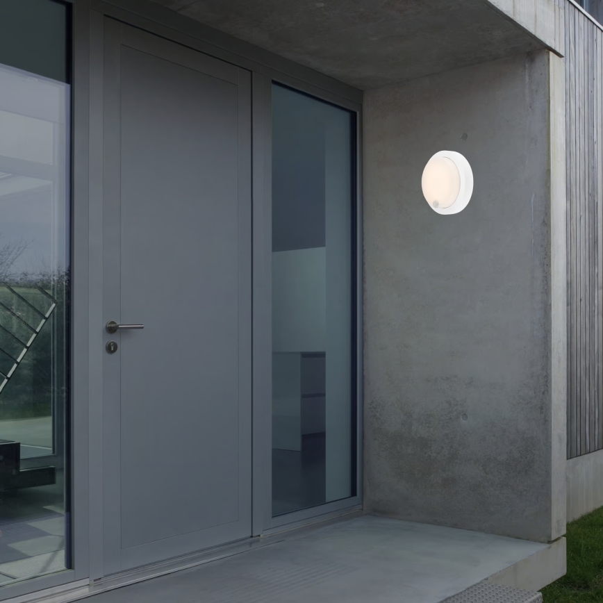 Brilo - LED punjiva spoljna zidna svetiljka sa senzorom LED/4W/5V 4400 mAh IP44 bela