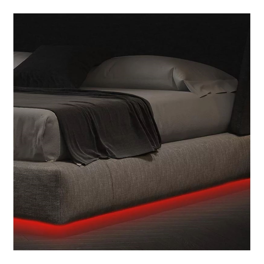 Brilo - LED RGBW prigušiva traka 6,5m LED/22W/230V + daljinski upravljač