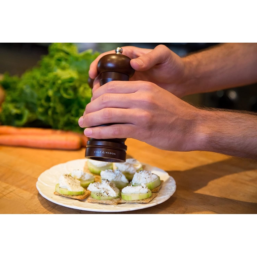 Cole&Mason - Mlin za biber CAPSTAN FOREST od bukovine, 16,5 cm