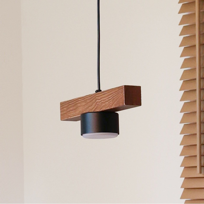 Duolla - Luster na lanku IRONLINE 1xGX53/3W/230V borovina/hrast/crna
