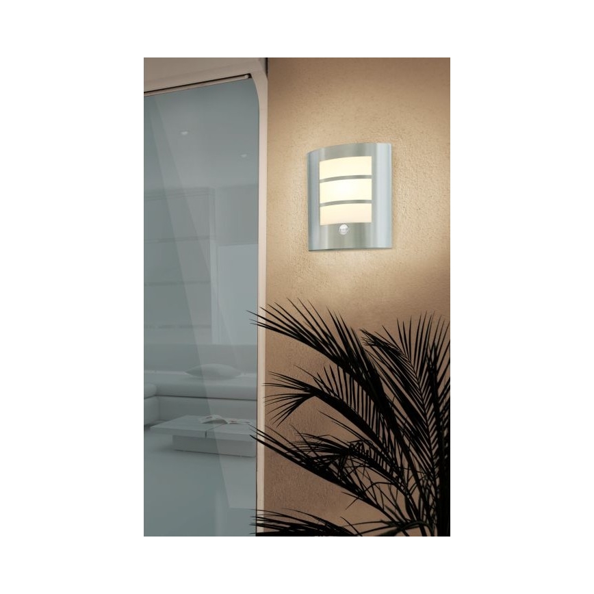 EGLO - Spoljašnje zidno svetlo sa senzorom 1xE27/15W/230V IP44