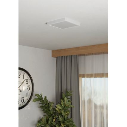 Eglo - LED plafonsko svetlo LED/10,5W/230V 2700/4000/6500K 22x22 cm belo