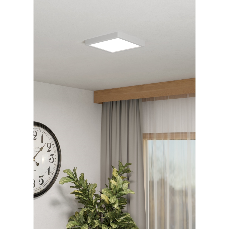 Eglo - LED RGBW prigušiva kupatilska plafonska lampa LED/10,5W/230V 2700-6500K 22x22 cm IP44 bela
