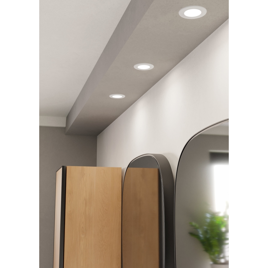Eglo - LED ugradno svetlo za kupatilo LED/3,7W/230V 2700/4000/6500K prečnik 8,8 cm IP44 belo