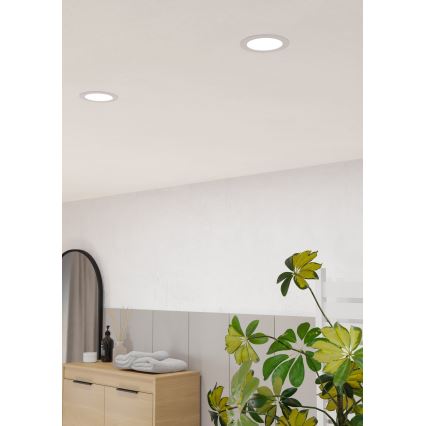 Eglo - LED ugradno kupatilsko svetlo LED/6,3W/230V 2700/4000/6500K prečnik 11,9 cm IP44 bela