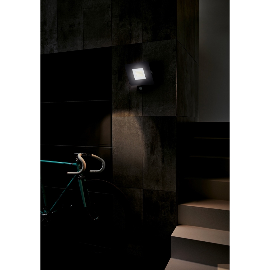 Eglo - LED reflektor sa senzorom LED/50W/230V IP44