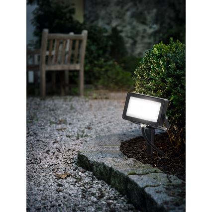 Eglo - LED RGB reflektor 10W/230V sa daljinskim upravljačem IP44