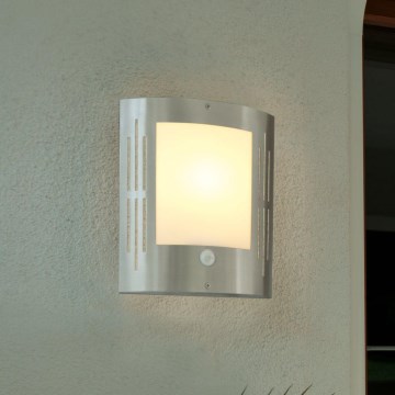 EGLO - Senzorsko spoljašnje zidno svetlo 1xE27/15W/230V IP44