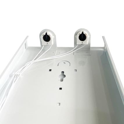 Fluorescentna svetiljka 2xG13/18W/230V 124 cm