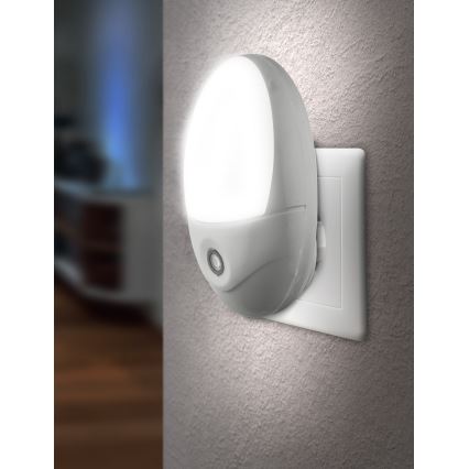 Globo - LED orijentaciono svetlo sa senzorom za utičnicu 4xLED/0,6W/230V 6500K