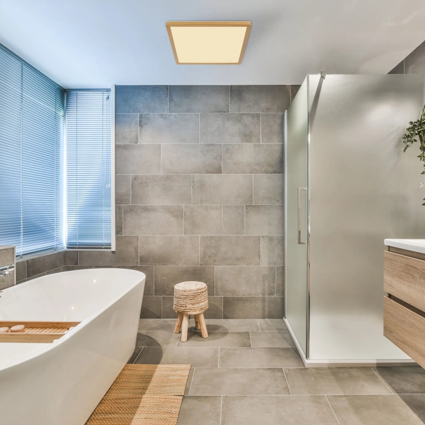 Globo - prigušiva LED plafonska lampa za kupatilo LED/18W/230V 3000K IP44 29,4x29,4 cm mesing