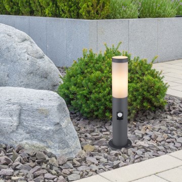 Globo - Spoljašnja lampa sa senzorom 1xE27/15W/230V 45 cm IP44