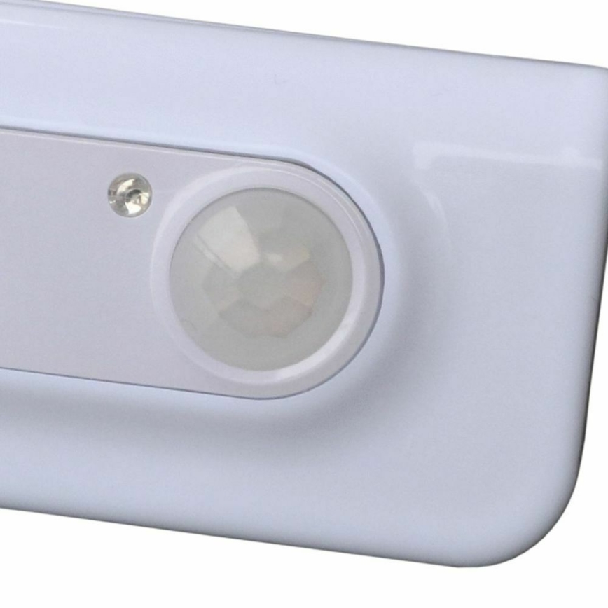 Grundig - LED noćno svetlo sa senzorom LED/3xAAA