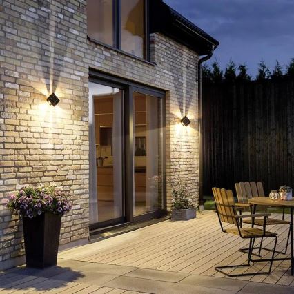 LED solarno zidno svetlo sa senzorom LED/2W/5V IP54 1300 mAh