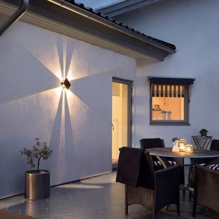 LED solarno zidno svetlo sa senzorom LED/2W/5V IP54 1300 mAh