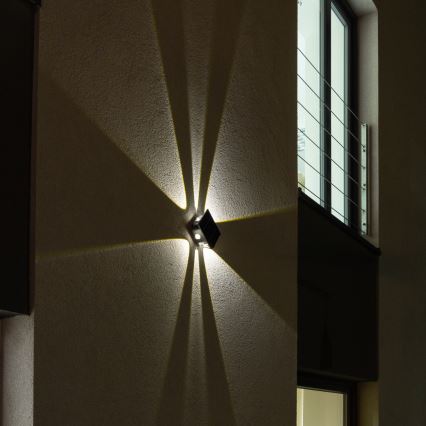 LED solarno zidno svetlo sa senzorom LED/2W/5V IP54 1300 mAh