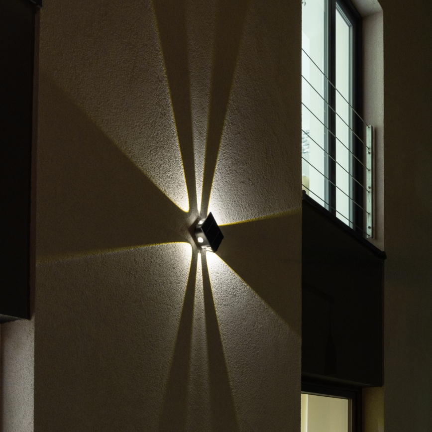 LED solarno zidno svetlo sa senzorom LED/2W/5V IP54 1300 mAh