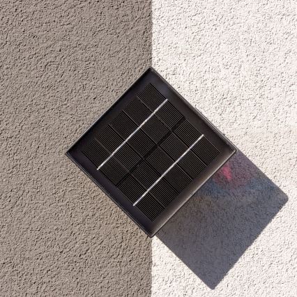 LED solarno zidno svetlo sa senzorom LED/2W/5V IP54 1300 mAh