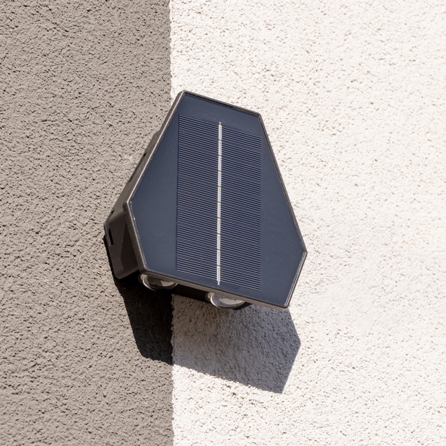 LED solarno zidno svetlo sa senzorom LED/2W/5V IP54 1300 mAh
