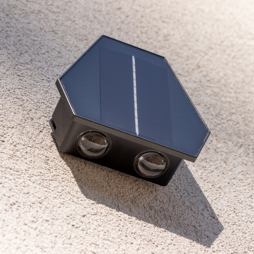 LED solarno zidno svetlo sa senzorom LED/2W/5V IP54 1300 mAh