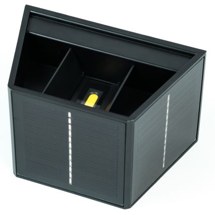 LED solarna zidna svetiljka sa senzorom LED/2W/5V IP54 1300 mAh