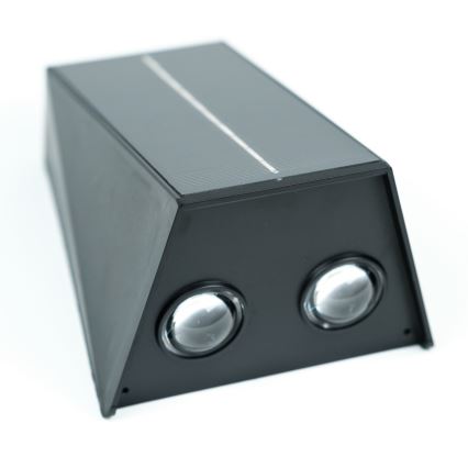 LED solarno zidno svetlo sa senzorom LED/2W/5V IP54 1300 mAh