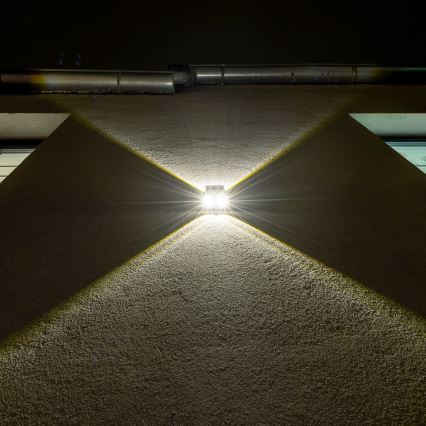 LED solarno zidno svetlo sa senzorom LED/2W/5V IP54 1300 mAh