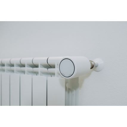 Immax NEO 07732C - Komplet 4x termostatske glave + BRIDGE PRO v3 2xAA/3V Wi-Fi Tuya