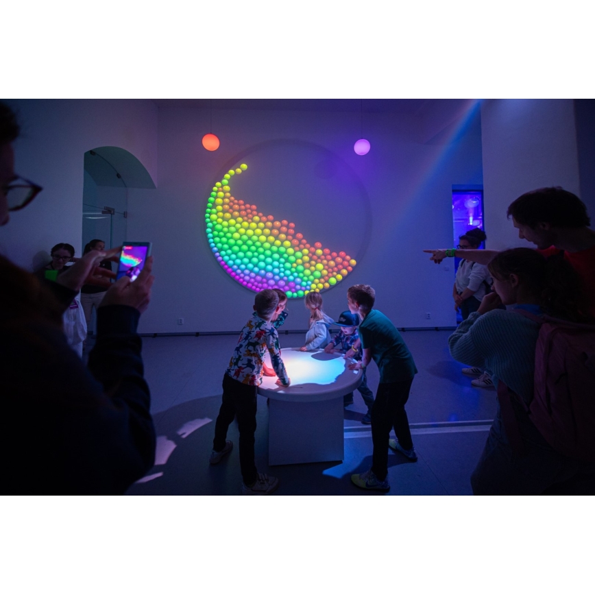 Immax NEO 07794CDO - Komplet od 3 prigušive LED sijalice RGB+CCT E27/14W/230V 2700K-6500K Tuya Wi-Fi + daljinski upravljač
