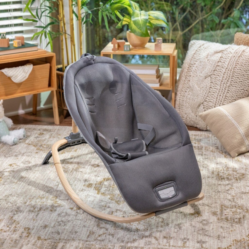 Ingenuity - Dečija vibrirajuća ležaljka sa melodijom EVERY SEASON WESLEY 3xC siva