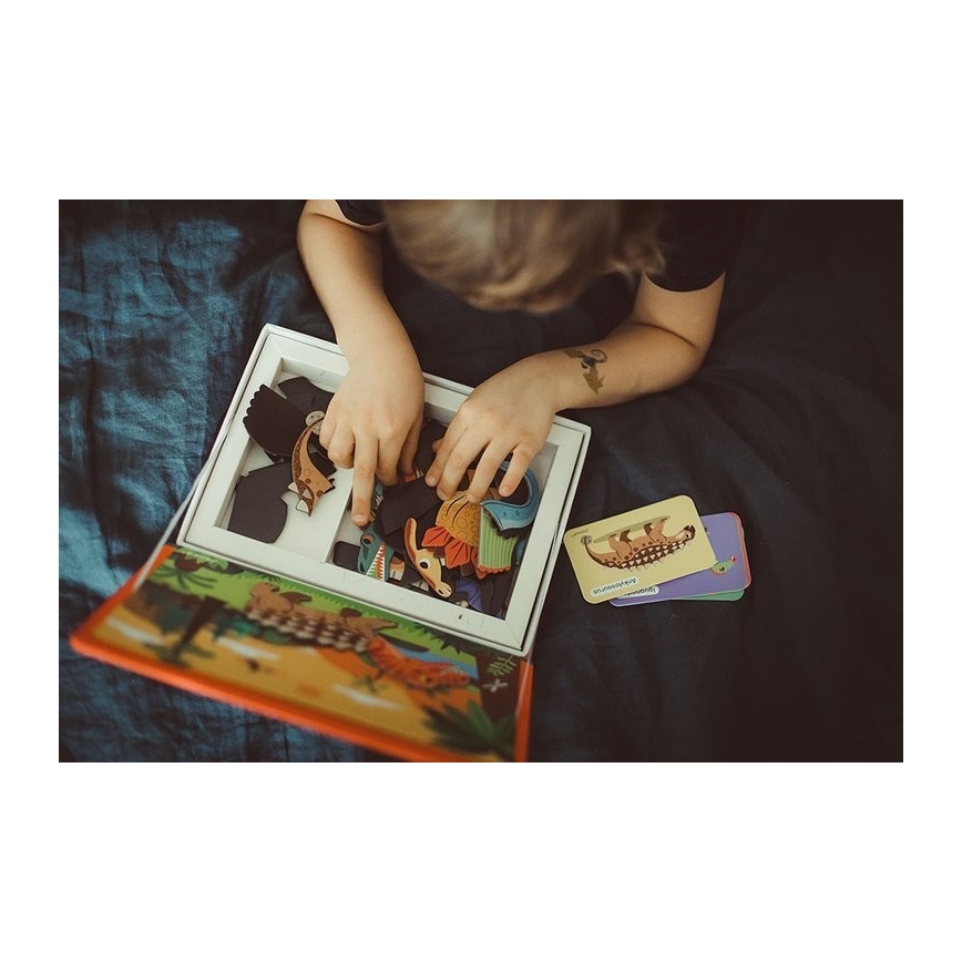 Janod - Magnetički interaktivni set MAGNETIBOOK dinosauri