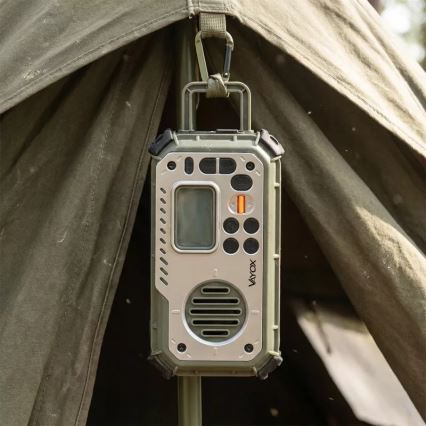 Kamperski radio sa kurblom, solarnim panelom i LED baterijskom svetiljkom sa funkcijom powerbanke 5V/3xAAA/2000 mAh IPX4 zelena