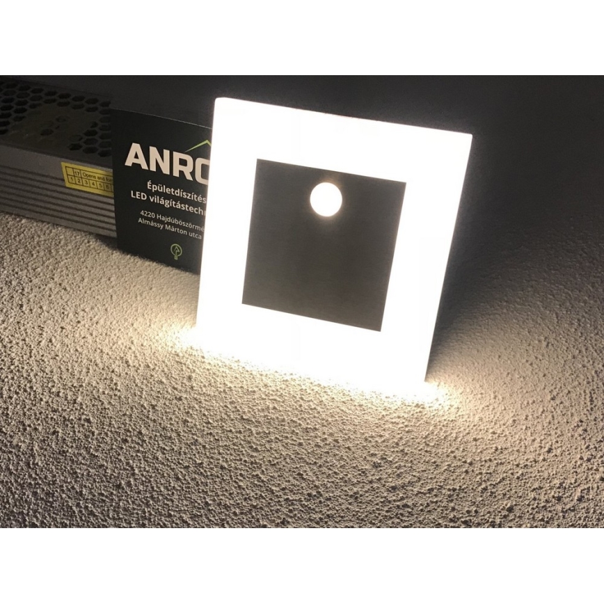 LED svetlo za stepenište sa senzorom LED/0,8W/12V 3000K