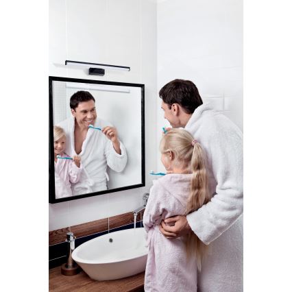 LED kupatilsko osvetljenje za ogledalo ASTIM LED/8W/230V IP44 crno